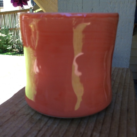 Anthropologie mug hand painted monogram “H” orange - Picture 3 of 4